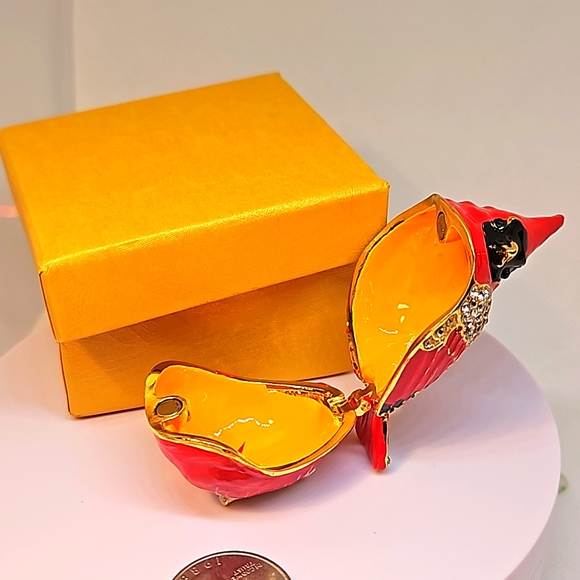 Cardinal Metal Enameled Trinket Box - Picture 6 of 6